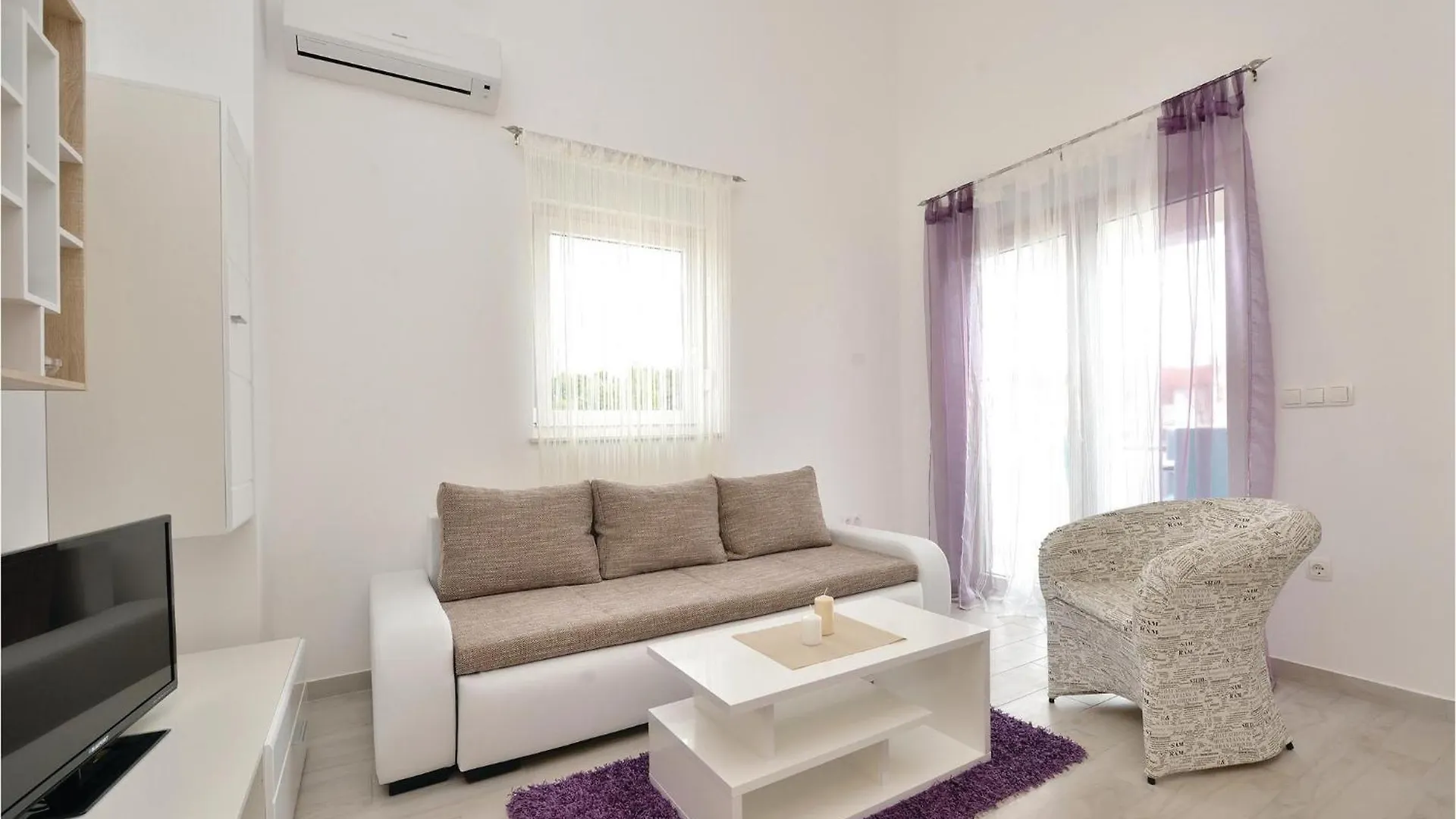 Amazing Apartment In Vrsi-Mulo With Kitchen  Vrsi