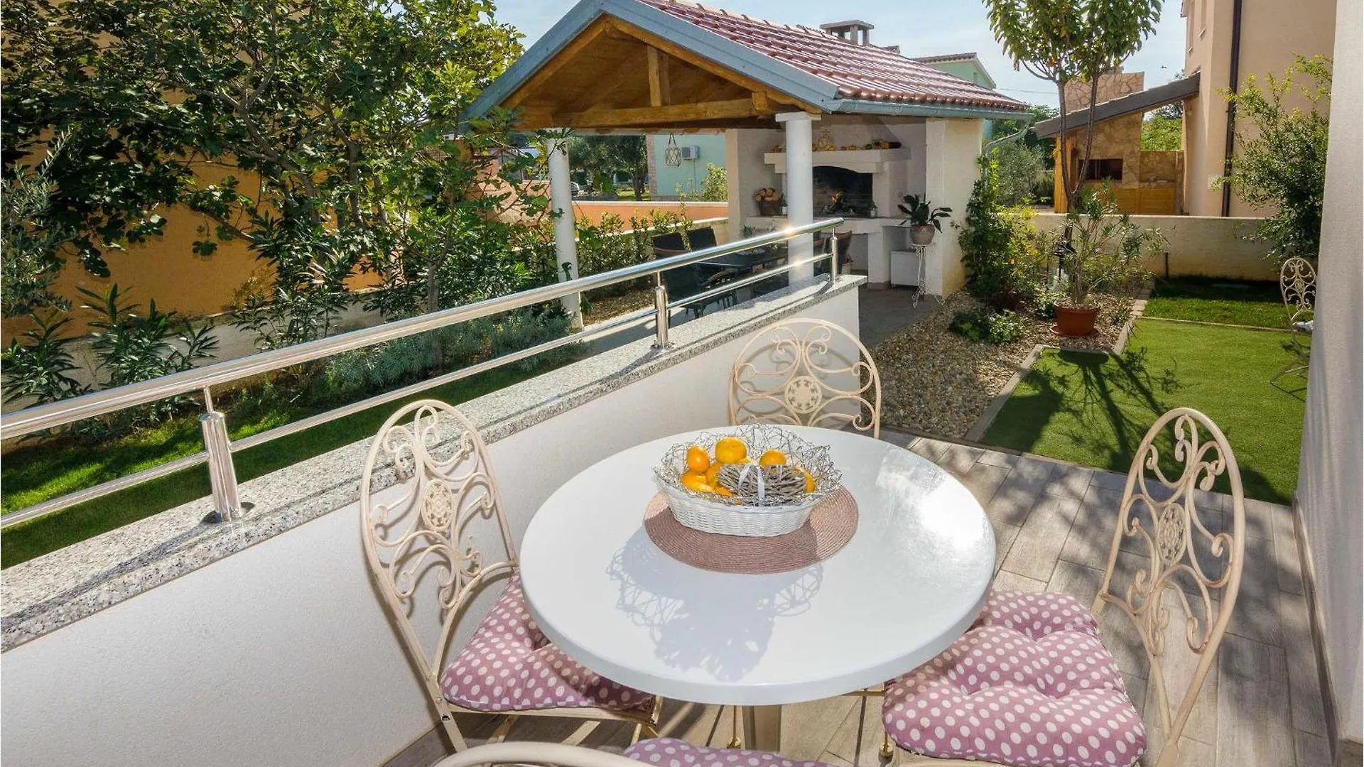 Amazing Apartment In Vrsi-Mulo With Kitchen Croatia